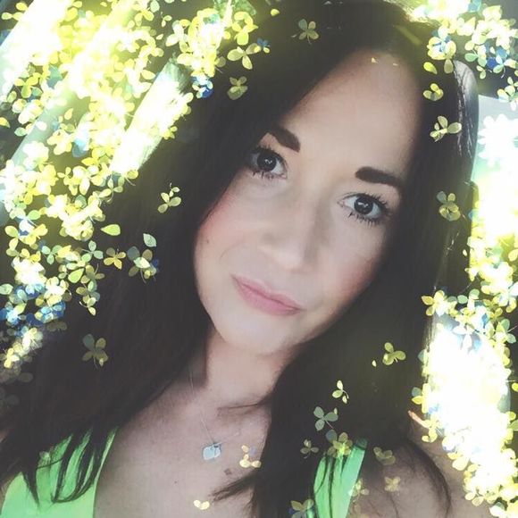 Meet your Posher, Shelley - Picture 1 of 1